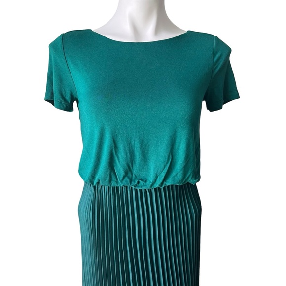Loft Mixed Media Pleated Dress, Sz 2P - Picture 10 of 13